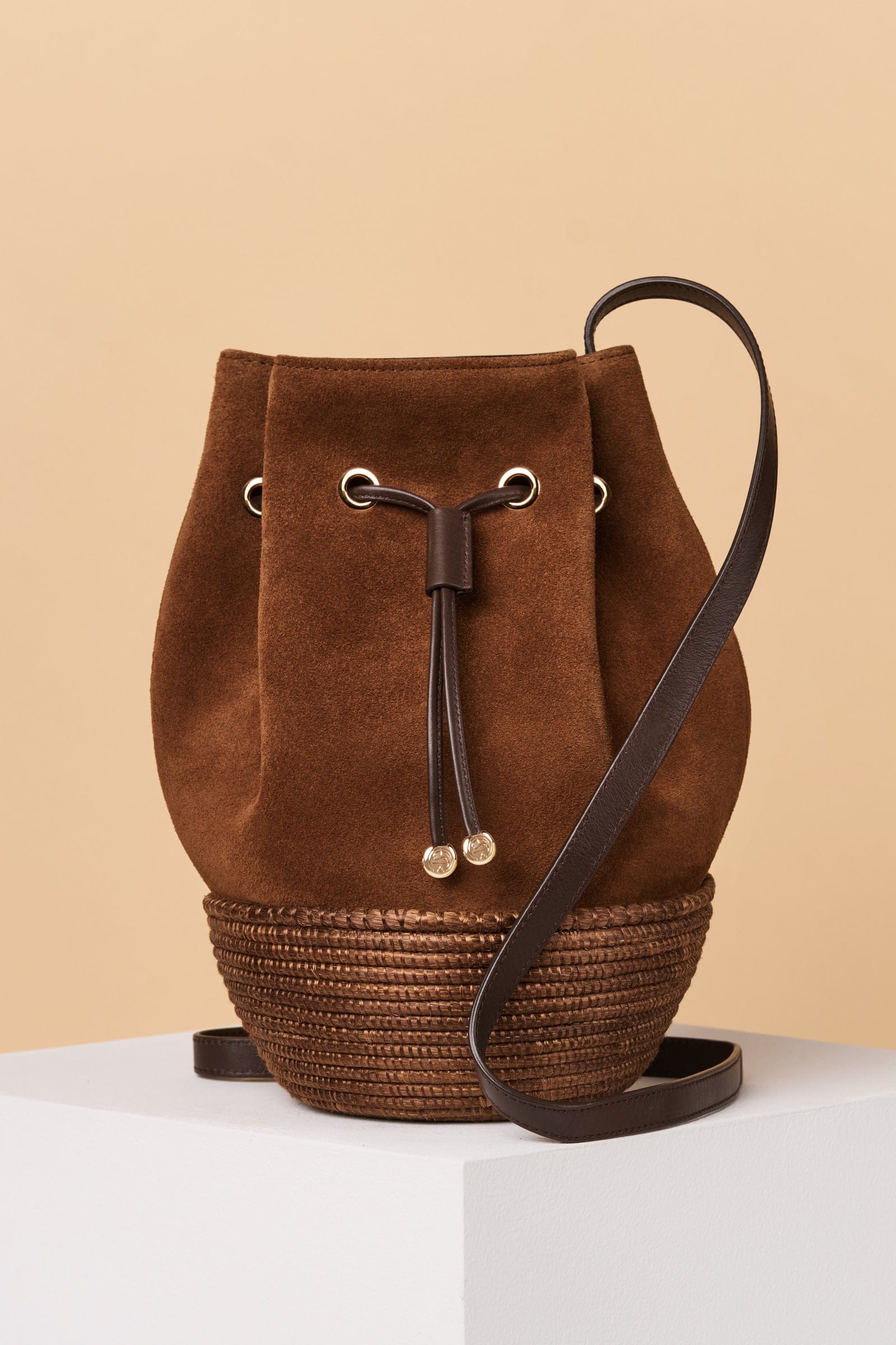 selva secreta♡Bucket tote bag selva secreta】Bucket tote bag with 3 pouches(black)