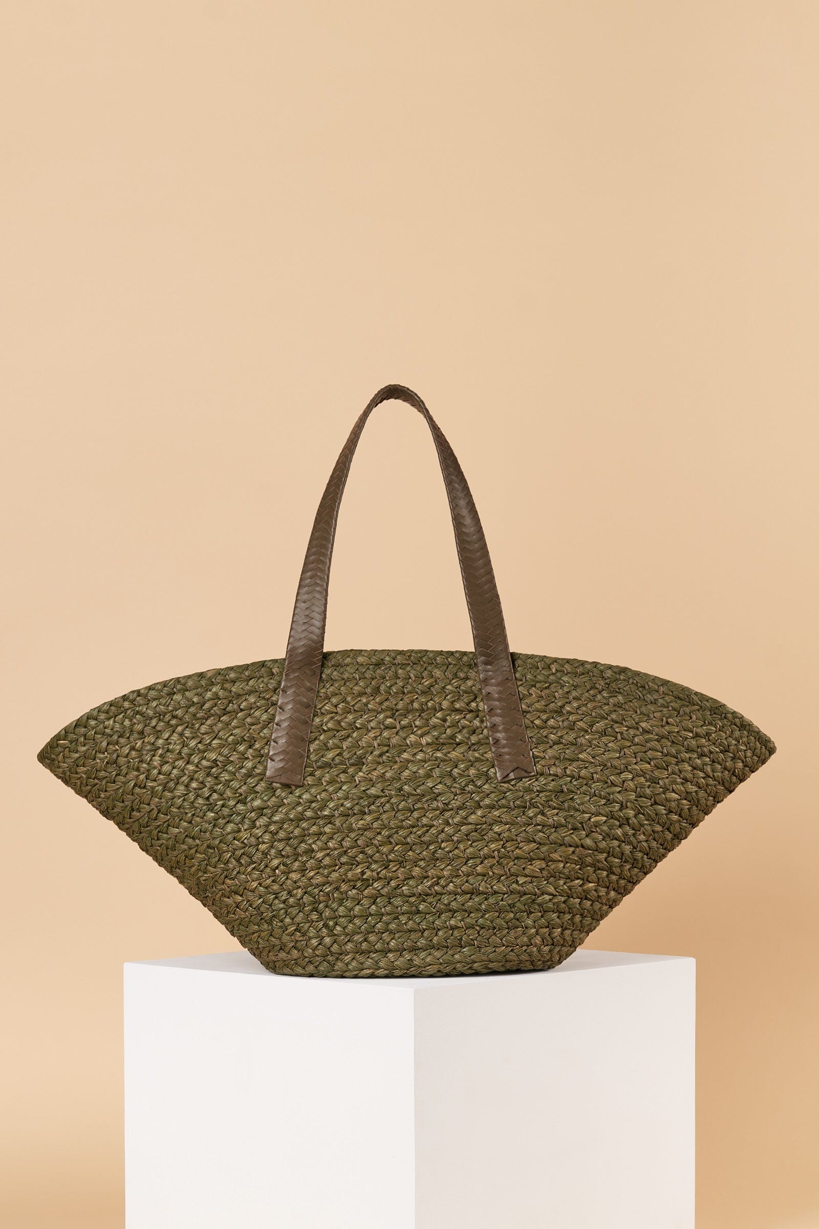 cesta-collective-handbags-taco